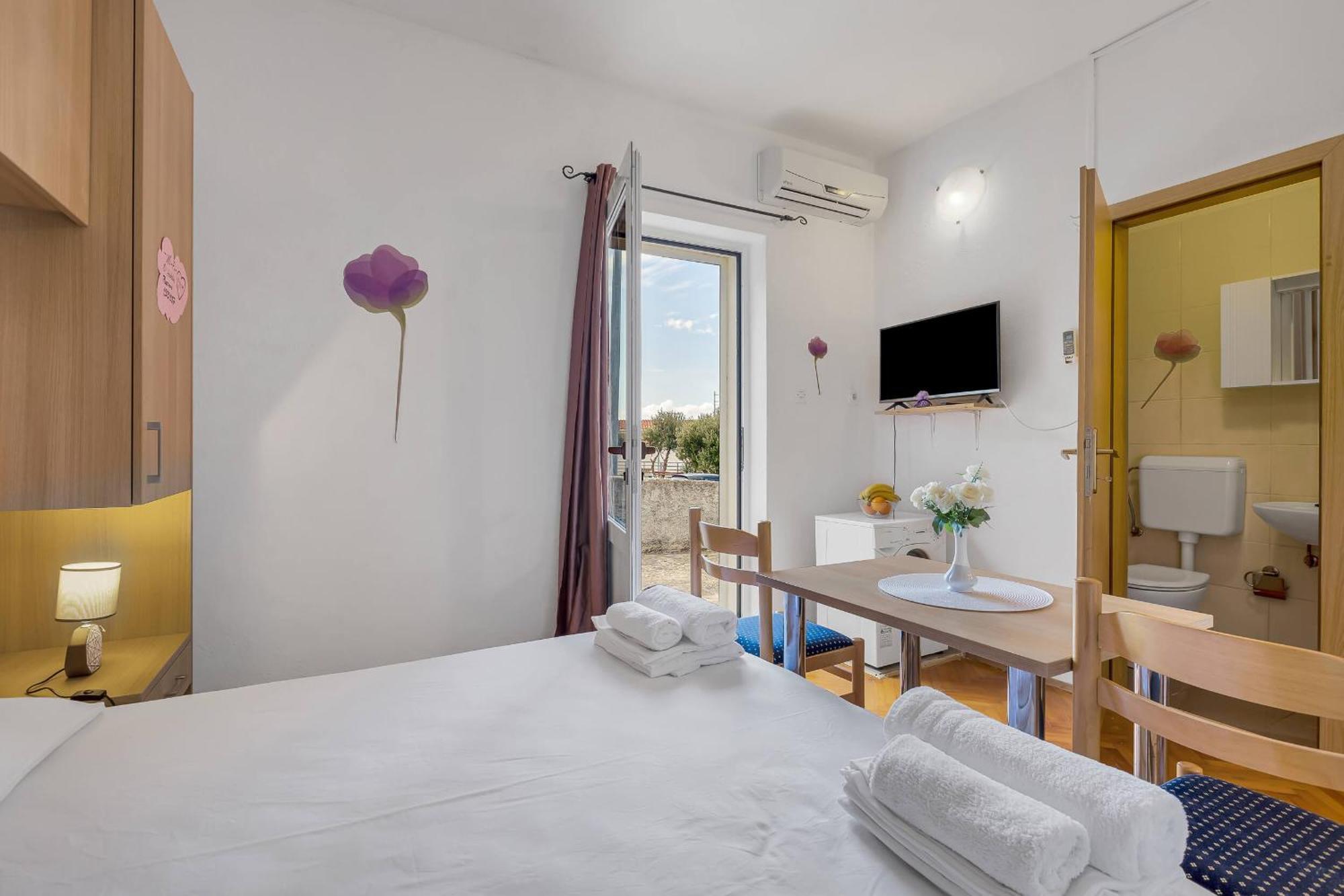 Studios Jakov Makarska Exterior foto